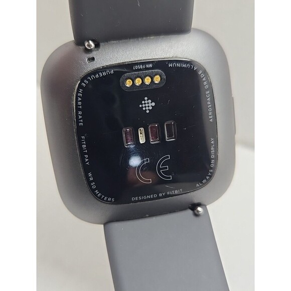 Fitbit Versa 2 Smartwatch Gray 40mm Alexa WR50M Always On Display No Charger - Picture 10 of 10
